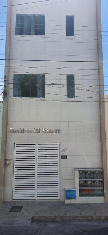 Pousada Residencial Milagre 101 Juazeiro do Norte Eksteriør billede